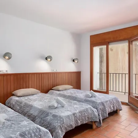 Holiday home Muga Tamariu